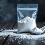 découvrez sniffy, la poudre blanche légale qui ressemble à la cocaïne, mais qui dissimule des dangers inattendus pour la santé. informez-vous sur ses effets et ses risques avant toute consommation.